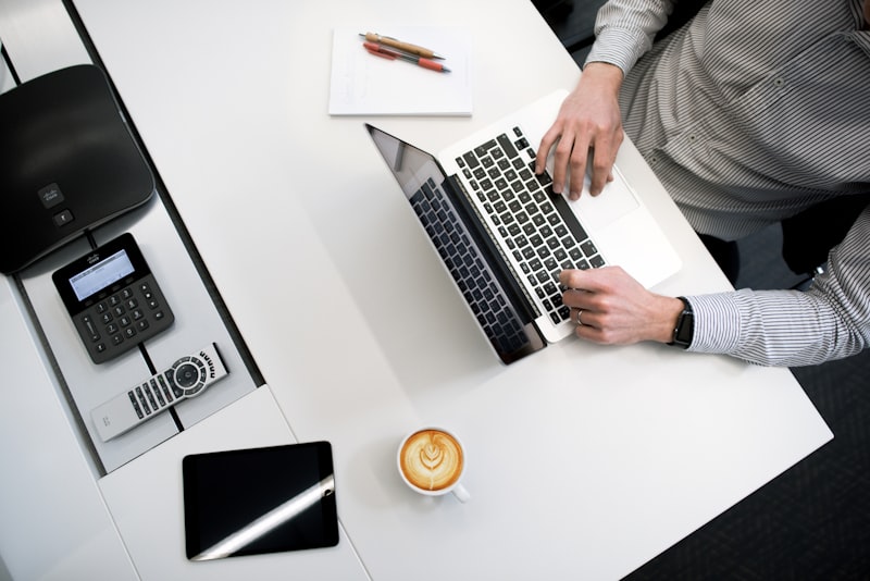 ตั้งค่า Email Hosting บน Outlook