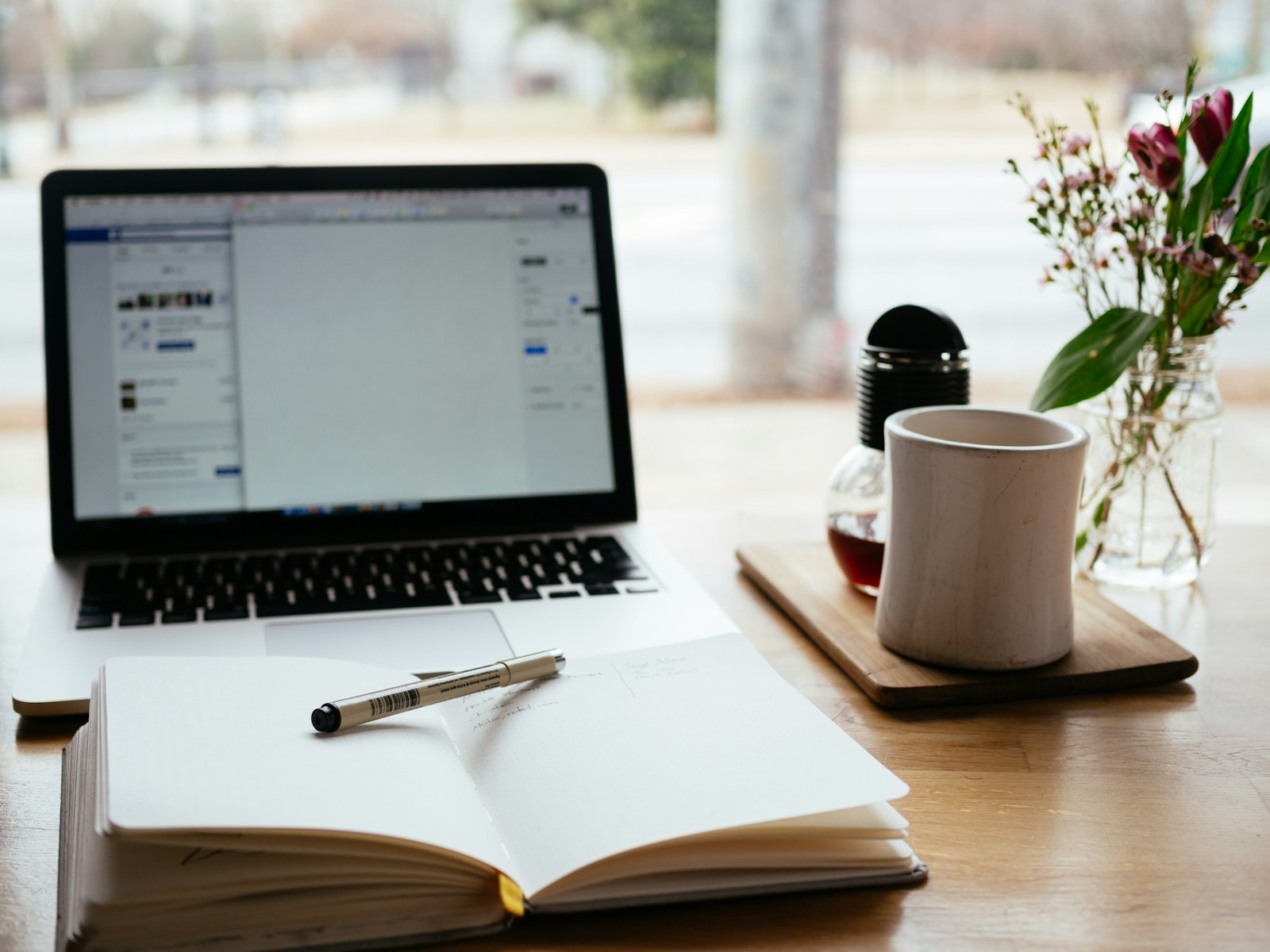 Block Editor vs Classic Editor WordPress เลือกแบบไหนดี